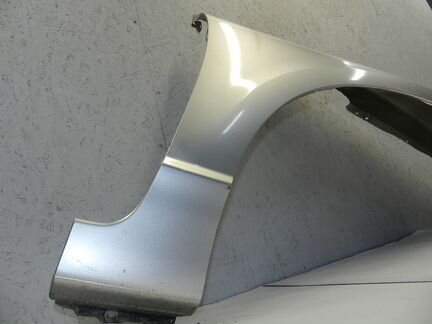 Крыло переднее правое Honda civic 4D