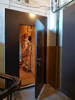 Двери-Перегородки металлич, тамбурная, коричневая