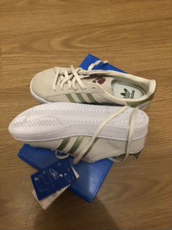 Новые кроссовки Adidas рр 35