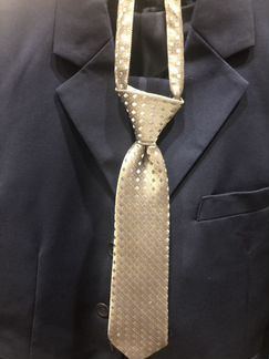 Костюм школьный