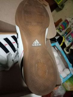 Кроссовки Adidas