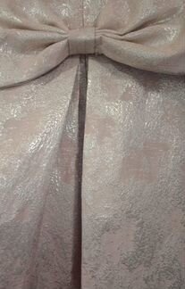 Платье фирмы Акула, в отличном состоянии