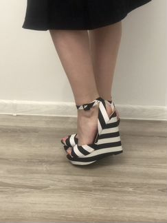 Туфли на танкетке Svetski