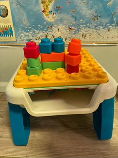 Игровой развивающий столик