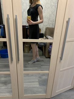 Платье бархатное серое 42 р-р