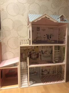 Домик кукольный