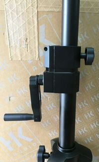 SoundKing DB019B стойки для колонок