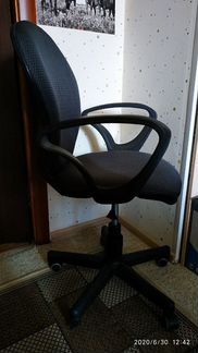 Кресло компьютерное б/у